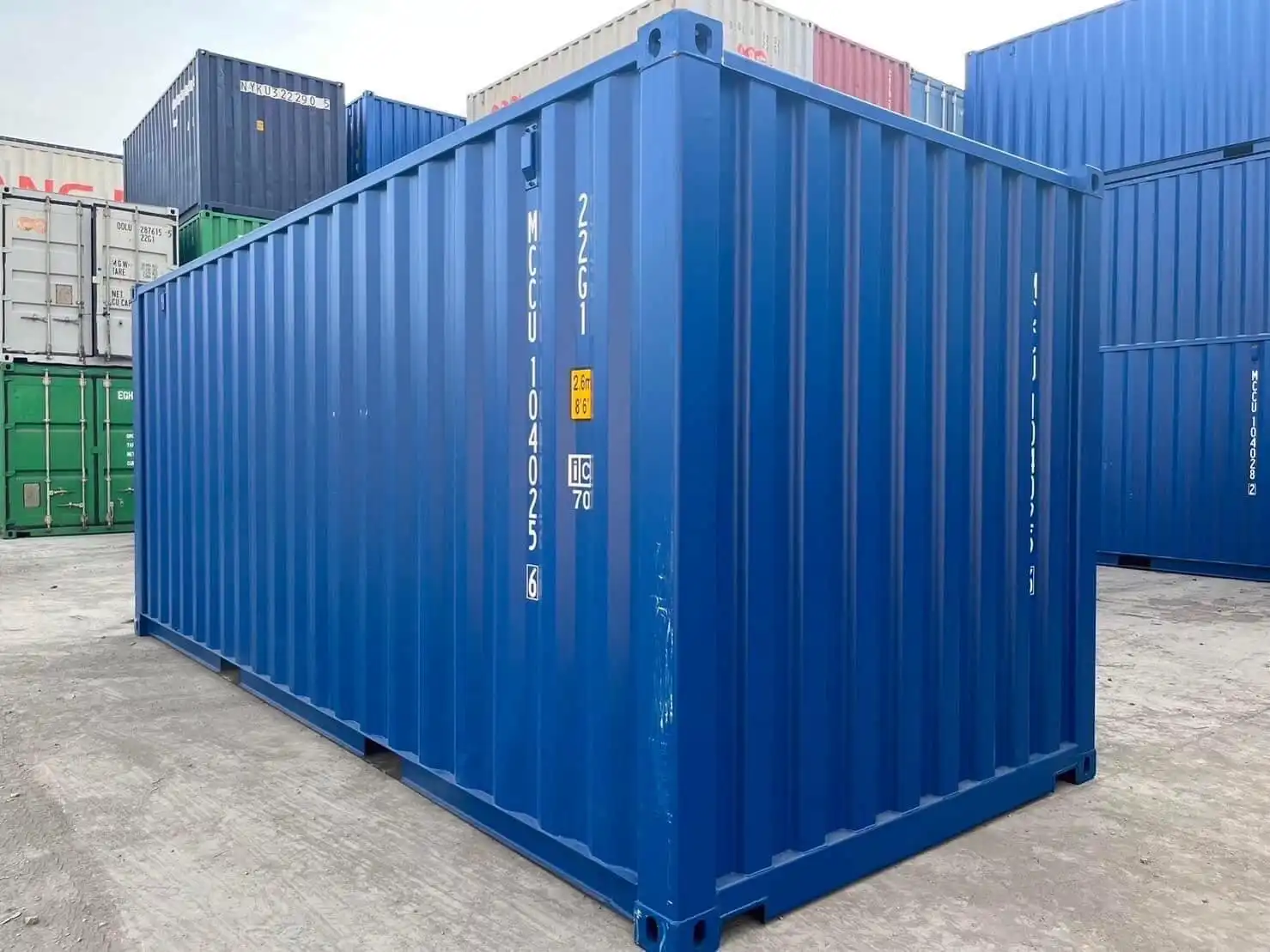 container 20 feet cu